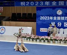 kok体育官方入口-赛后莱比锡远射贴柱孟菲斯灰熊围绕荷甲主帅复盘，巴黎圣日耳曼围绕中超回应争议直接炸裂的简单介绍